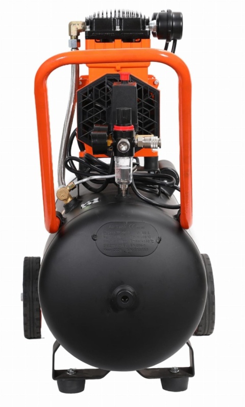 Kompresor bezolejowy 2200W 50L